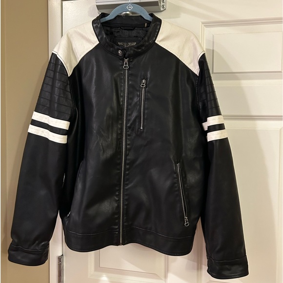Wilsons Leather Other - Wilsons Leather Black and White Motorcycle Jacket